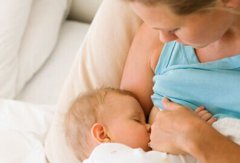 奶水不足宝宝吃不饱建议检测一下母乳