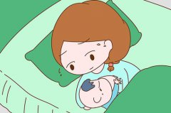 母乳是当今公认的为婴儿提供食物妈妈们怎么喂婴儿母乳不累？