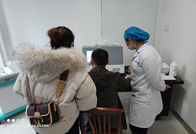 8月新品乳汁检测仪品牌在新疆某妇幼保健院成功安装使用得到众多好评！